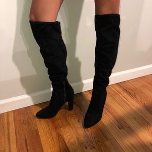 Knee boots